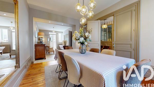 Maison à vendre 10 pièces 266 m² Cognac