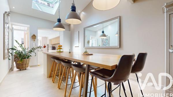 Maison à vendre 10 pièces 266 m² Cognac