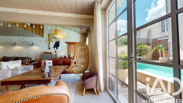 Maison à vendre 10 pièces 266 m² Cognac