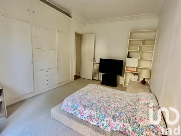 Location appartement 2 pièces 52 m² Paris 16