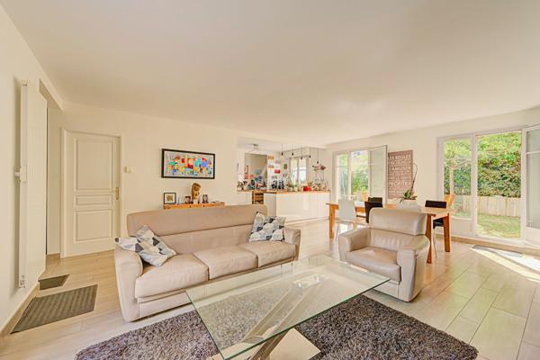 Maison familiale au calme, aux portes de Saint-Germain-en-Laye 170 m2 699 000 € **  - Référence  18830