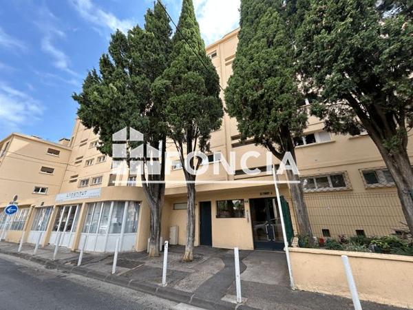 Location Appartement 4 pièces 79.6 m² - 57 RUE DU CAPITOLE Toulon 83000