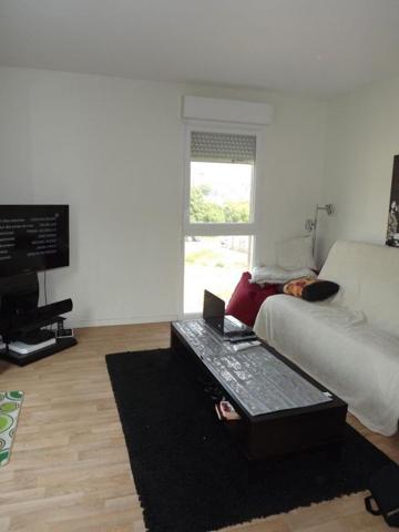 Appartement T3 avec balcon et parking.