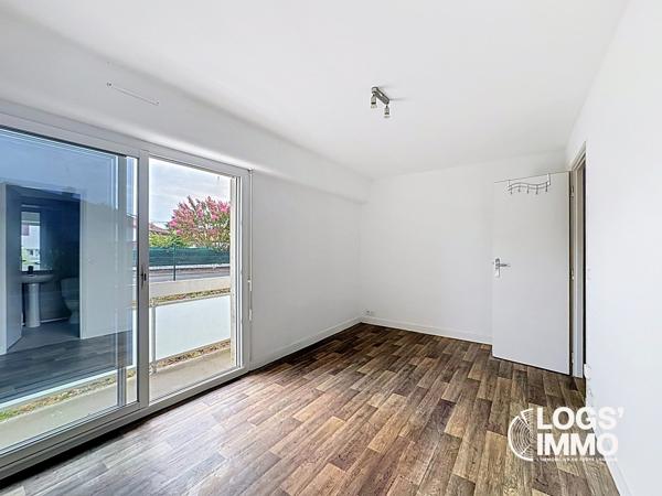 TALENCE – Studio meublé avec balcon et parking – Proche campus