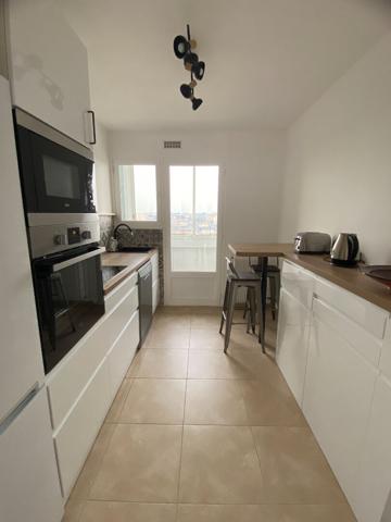 T3 Meublé Angers 60.6 m² (CHAUFFAGE ET EAU COMPRIS) balcon + parking