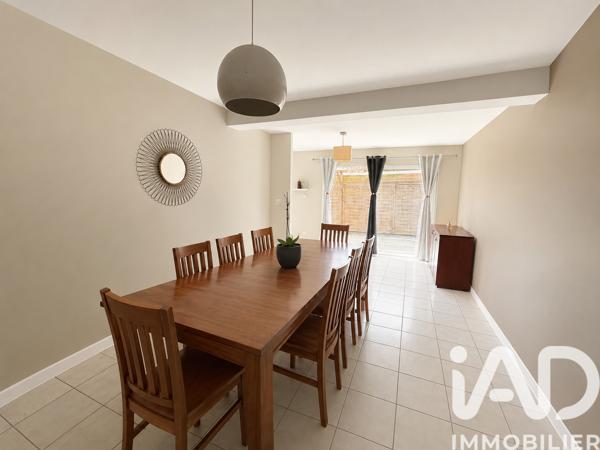 Maison à vendre 5 pièces 115 m² Sainte-Suzanne