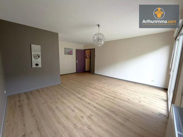 Vente                                                      Appartement
                        
                     2 pièces                      51 m2                     à Compiègne