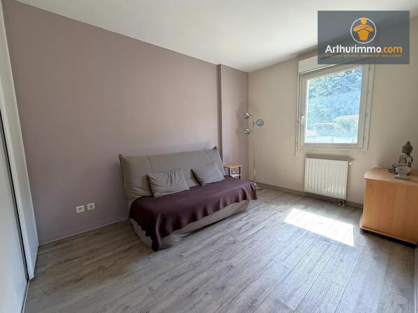 Vente                                                      Appartement
                        
                     2 pièces                      51 m2                     à Compiègne