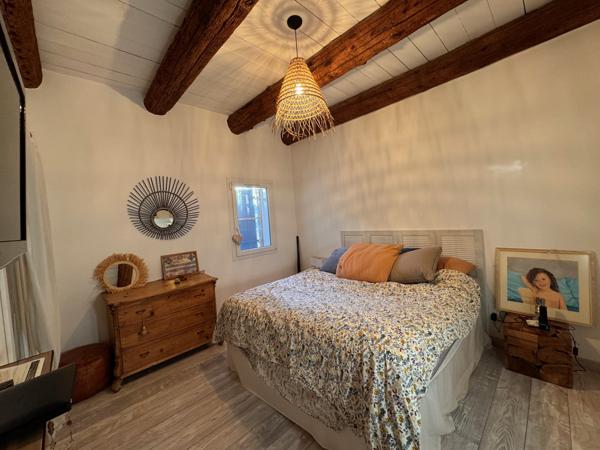 Roquevaire (13360) Gemenos Belle villa de plain pied avec piscine et maison secondaire