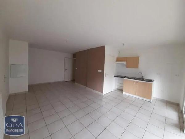 Appartement à louer 3 pièces 63.7m²