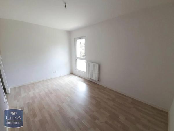 Appartement à louer 3 pièces 63.7m²