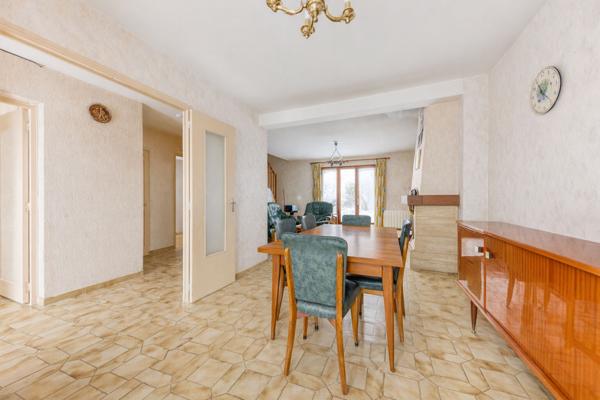 Maison Pontault Combault 5 pièce(s) 112.8 m2