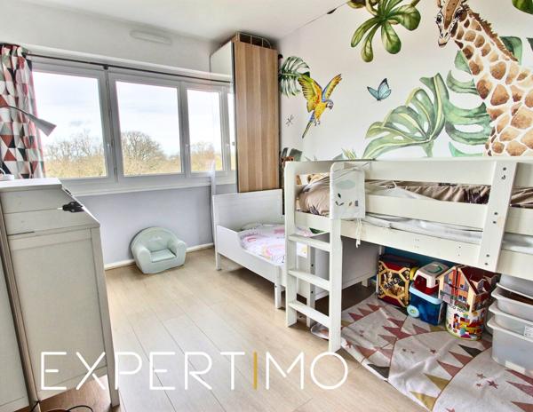 Vélizy-Villacoublay (78140) Appartement de 64.89m² à acheter à Viroflay