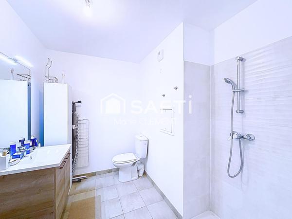 Appartement T2, avec balcon année 2025, Place de parking PMR