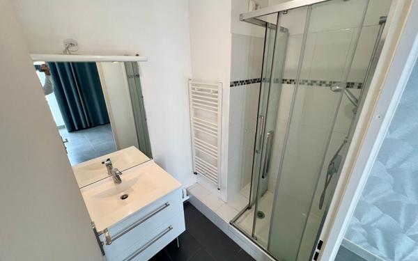 Appartement à vendre    4 pièces • 79 m2 Le Bourget