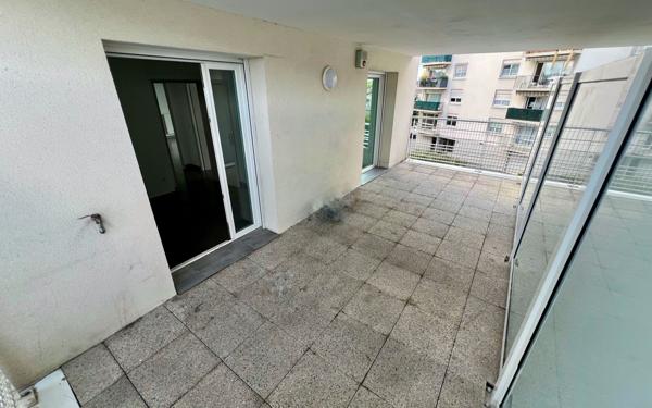 Appartement à vendre    4 pièces • 79 m2 Le Bourget