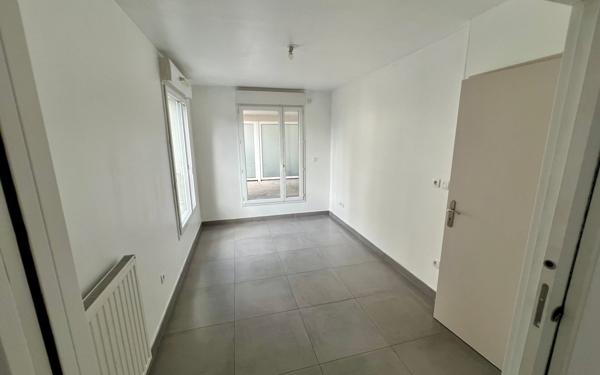Appartement à vendre    4 pièces • 79 m2 Le Bourget