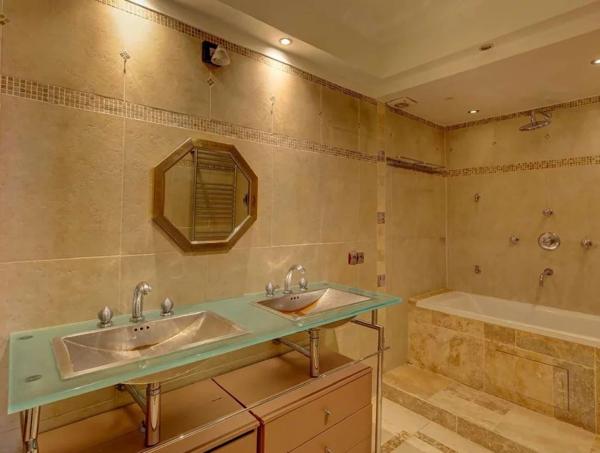 Immobilier Paris 17ème (75017) – Appartement 223m2 – 8 500 €