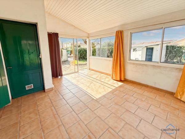 Dpt Landes (40), à vendre AIRE SUR L'ADOUR maison T4 de 96 m² habitables à révover + garage sur 620 m² de terrain, au calme