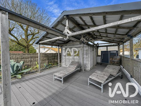 Maison à vendre 6 pièces 165 m² Saint-Médard-en-Jalles