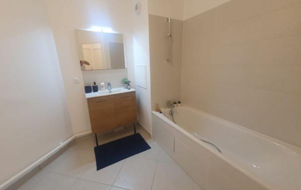 Vente Appartement P3 3P balcon ouest avec parking Puiseux-en-france
