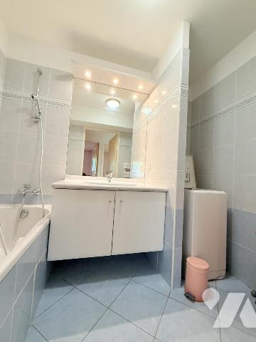 A VENDRE 56000 VANNES OUEST T4 87,50 m² CAVE +GARAGE + PARKING 