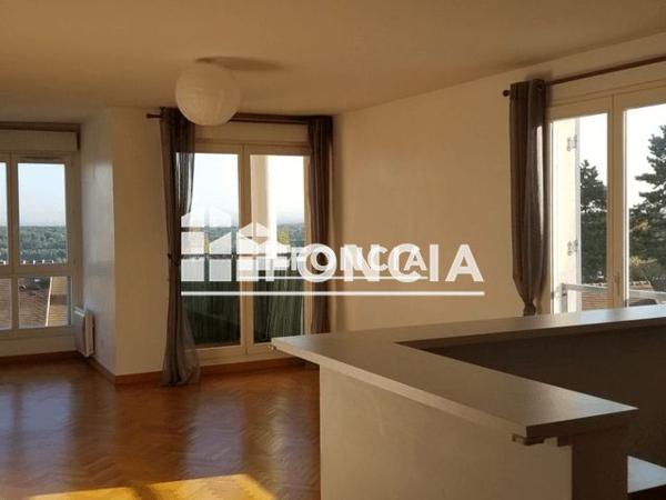 Location Appartement 3 pièces 74.5 m² - 10/12 GRANDE RUE Chambourcy 78240