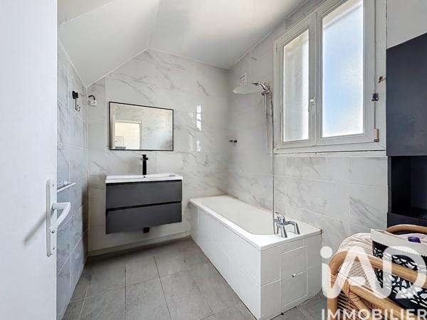 Maison à vendre 5 pièces 96 m² Villeneuve-le-Roi