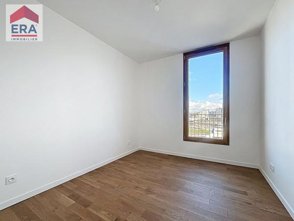 A LOUER - IMMEUBLE NEUF - 3 PIECES 70m²