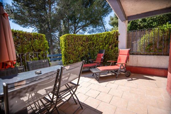 COUP DE COEUR BORMES Superbe  Propriété 360 m2 /2155m²  piscine garages parkings