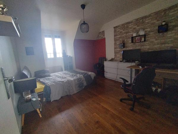 MAISON FAMILIALE 131 m² – 4 CHAMBRES – SOUS-SOL – PROCHE DINAN
