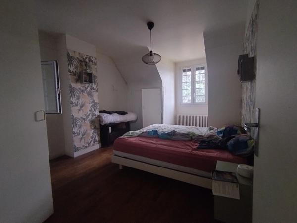 MAISON FAMILIALE 131 m² – 4 CHAMBRES – SOUS-SOL – PROCHE DINAN