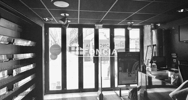 Location Local commercial 2 pièces 43 m² - Grenoble 38000