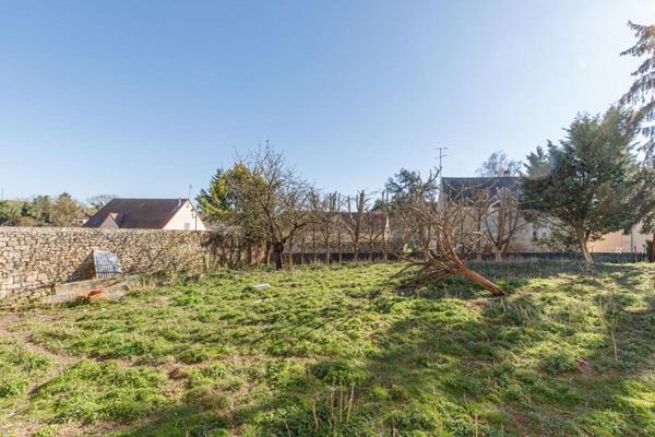 EXCLUSIVITÉ PROPRIÉTÉS-PRIVÉES: Terrain constructible sur Longuesse