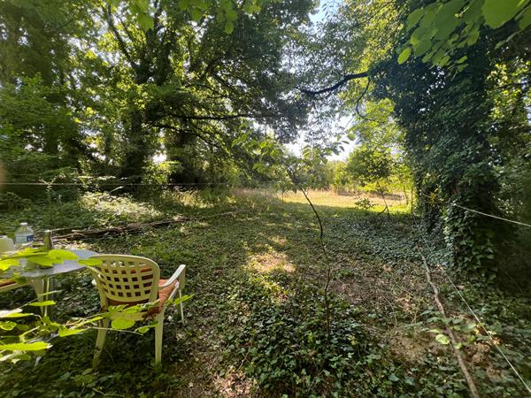 TERRAIN DE LOISIR- 216 M² - LEYMENT 01150