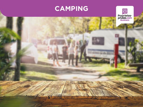COTE D'ARMOR - Murs et terrains de camping  pleine vue mer