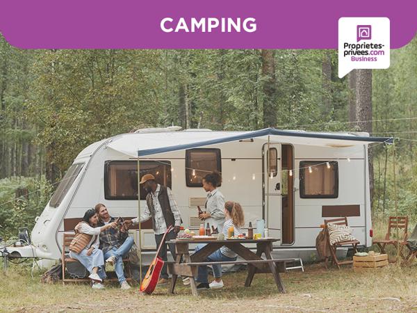 COTE D'ARMOR - Murs et terrains de camping  pleine vue mer
