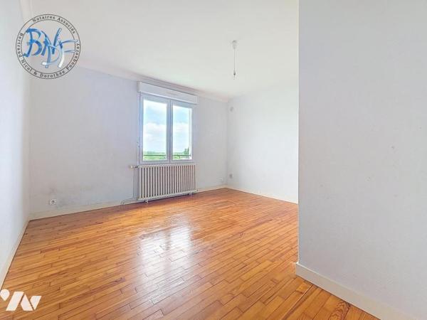 Maison familiale 5 pièces avec grand potentiel.