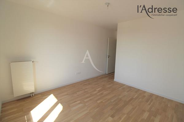 Appartement Suresnes 2 pièce(s) 41 m2/Balcon/Parking