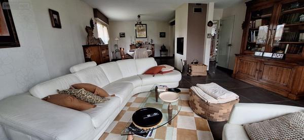 Maison à vendre à Changé dans la Sarthe (72560), ref : 16687/12