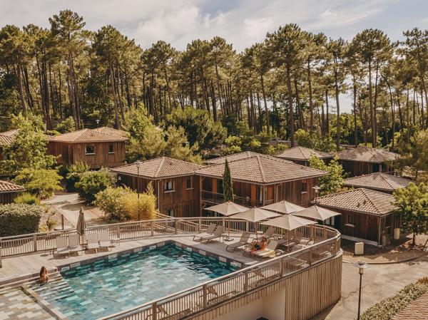 Lodge meublé, géré au Domaine du Ferret - Balnéo & Spa Resort 4 étoiles