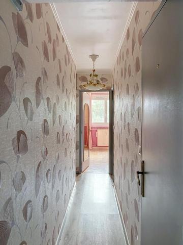 appartement avec une grande pièce de vie