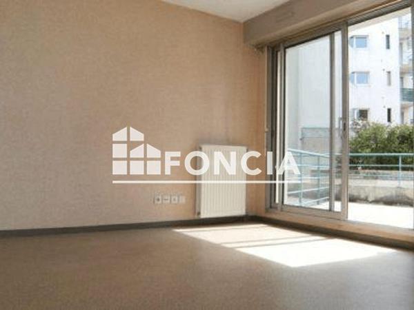 Location Studio 22.15 m² - 7 RUE DES TRENTE Rennes 35000