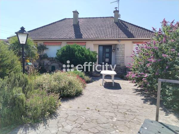 Maison
         7 pièces
        - 225 m² Bien prestige 598 000 € *