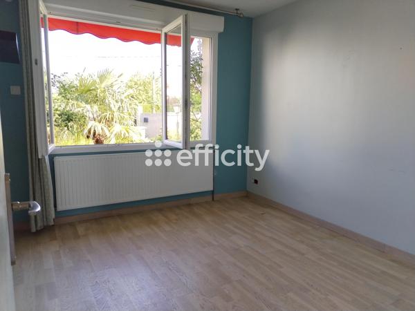 Maison
         7 pièces
        - 225 m² Bien prestige 598 000 € *