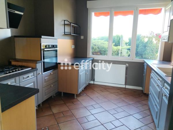 Maison
         7 pièces
        - 225 m² Bien prestige 598 000 € *
