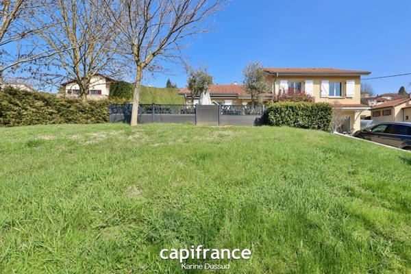 Coup de cœur assuré : Maison 135 m² avec jardin, garage double et suite parentale — Sainte-Catherine (69)