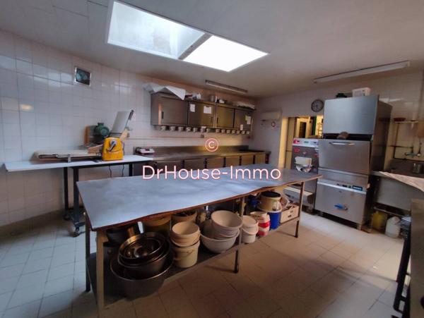 Commerce à vendre 4 pièces de 130 m²