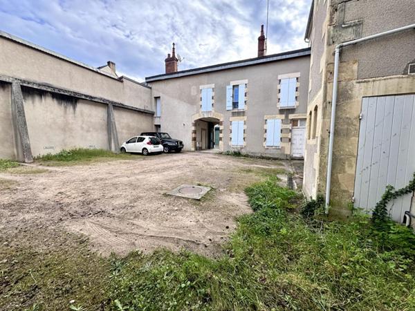 Appartement  3 pièce(s) 91 m2 centre ville