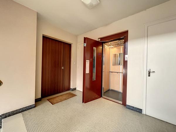 Angers CATHO appartement de type 3 de 85m² avec garage, cave dans résidence avec ascenseur